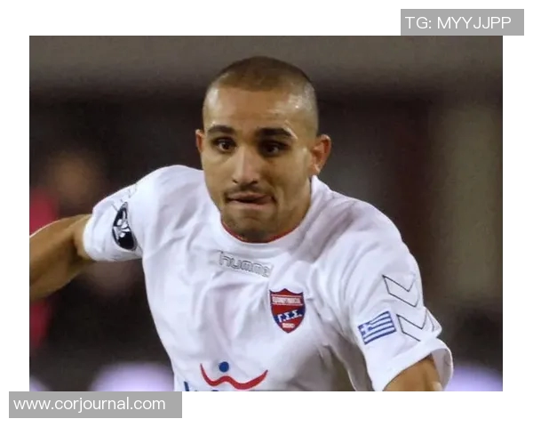 加科斯劳足球明星的传奇之路与辉煌成就揭秘